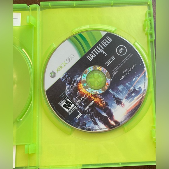 XBOX 360 Game Battlefield 3 (2 Disc Set) - Picture 3 of 4